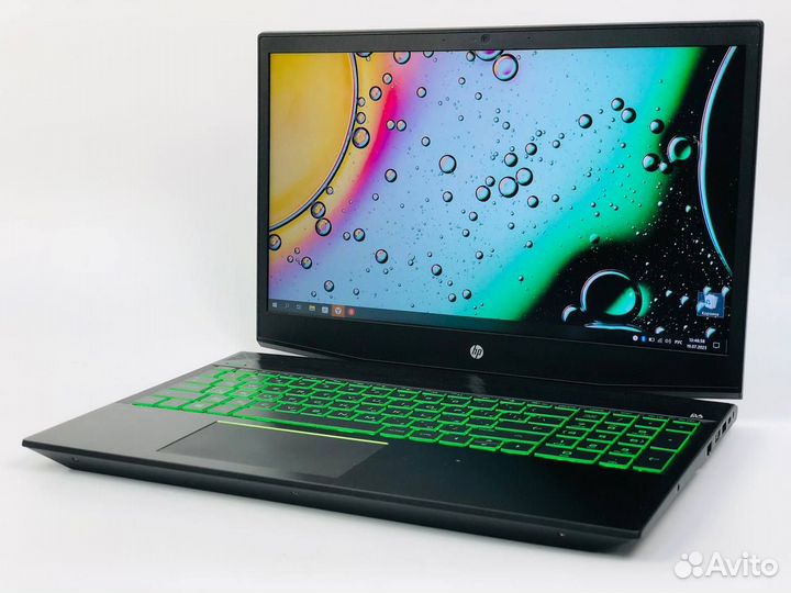 HP Pavilion 15.6 IPS i5-8300H 12GB RX560 SSD+HDD