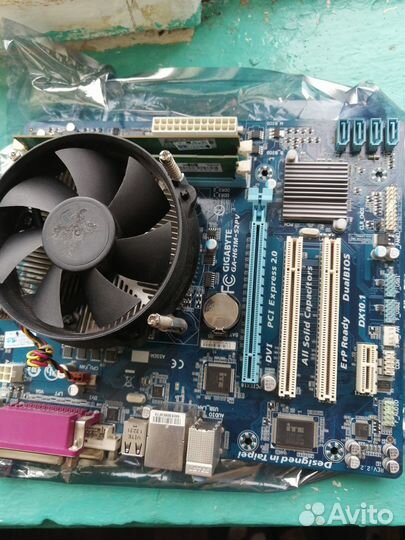 Продам материнскую плату