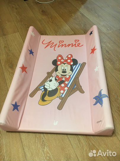 Пеленальная доска (столик) с бортиками