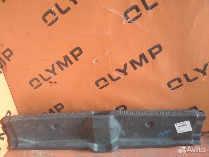 Накладка замка багажника Toyota Corolla AE110