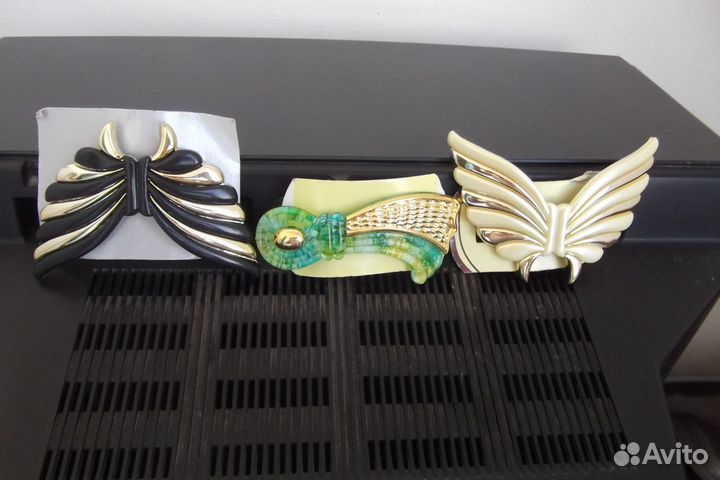 Заколки для волос новые