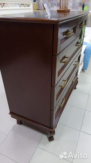 Комод из массива ясеня