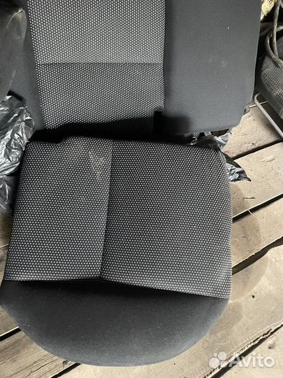 Сидения на ford focus 2