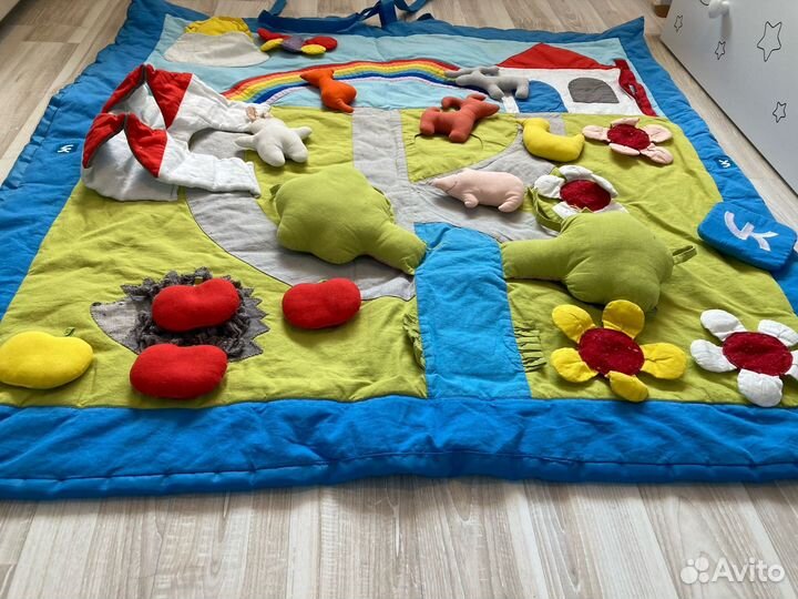 Развивающий коврик