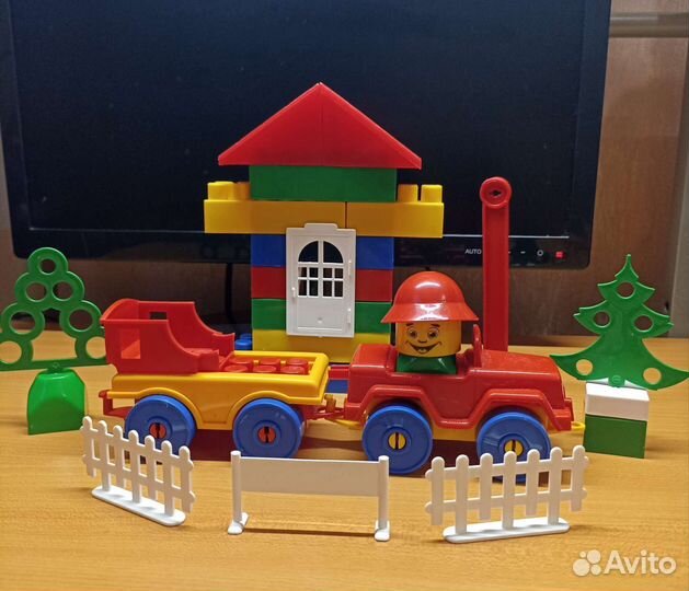 Отдам Развивающий Блочный Конструктор