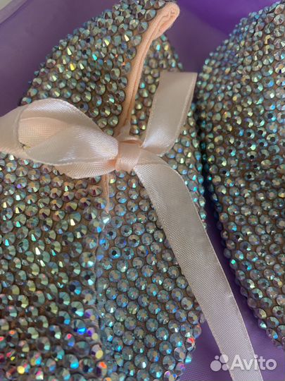 Пинетки из страз новые