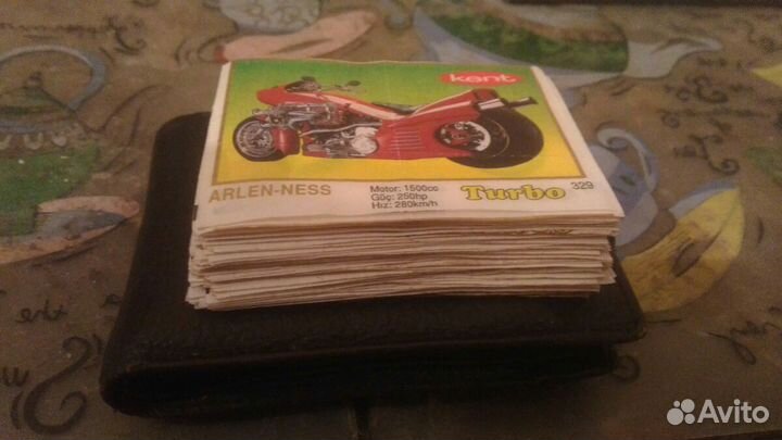 Коллекция вкладышей жвачки 