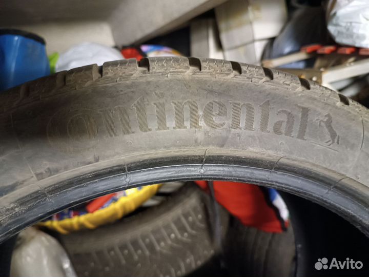 Continental ContiWinterContact TS 860S 275/35 R19 100V