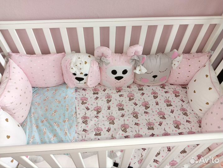Бортики в кроватку для девочки