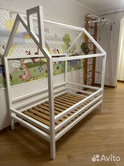 Детская кровать домик бу