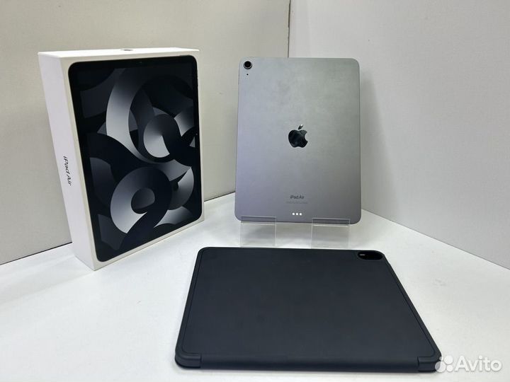 Планшет без SIM-карты Apple iPad Air 5 Wi-Fi 8/64G