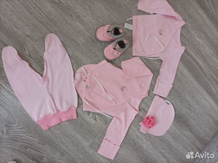 Одежда для девочки пакетом. Много одежды