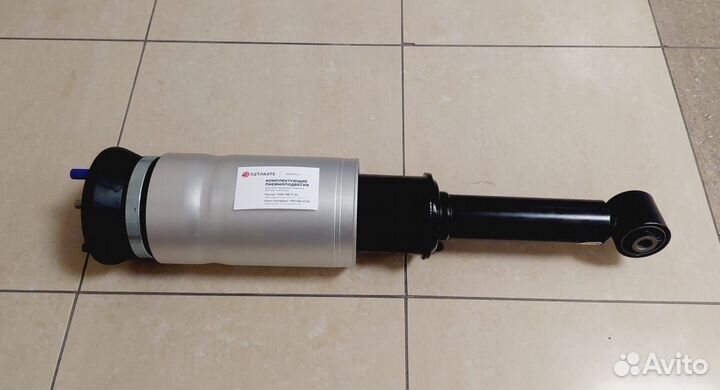 Пневмостойка LR D4 L319 без ACE новая