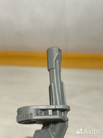 Датчик абс задний правый VW Passat cc