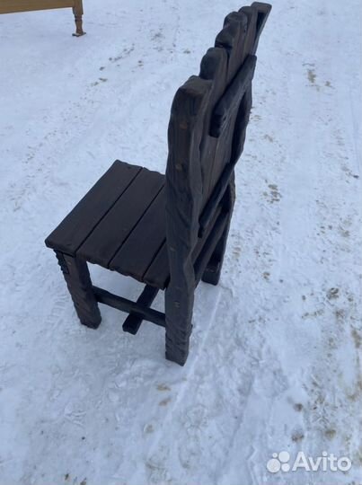 Стул деревянный