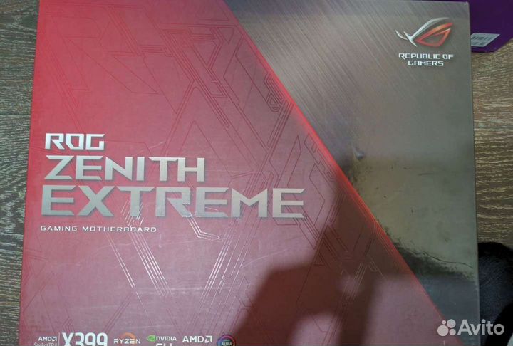 Amd threadripper 1950x + Asus ROG Zenith extreme