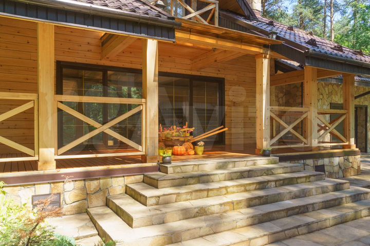 Дом 230 м² на участке 20 сот.