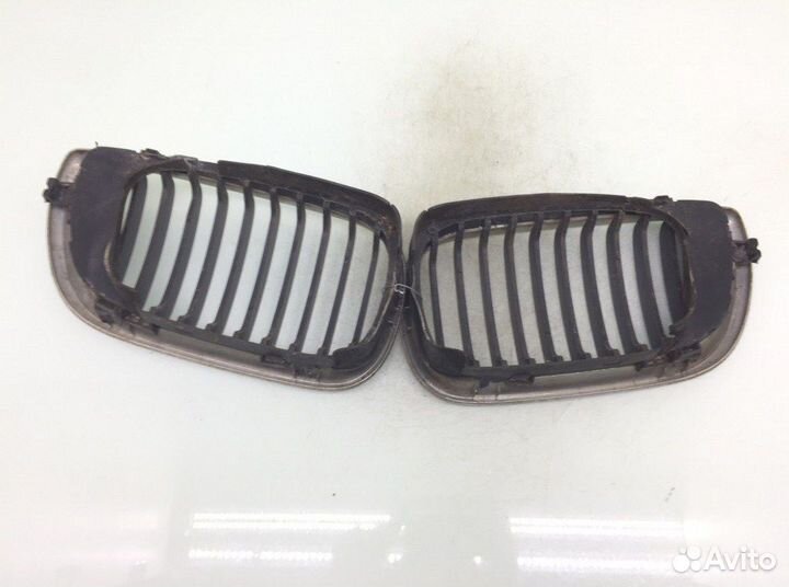 Решетка радиатора BMW 3 E46 (1997-2006)