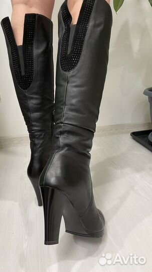 Сапоги натуральные новые