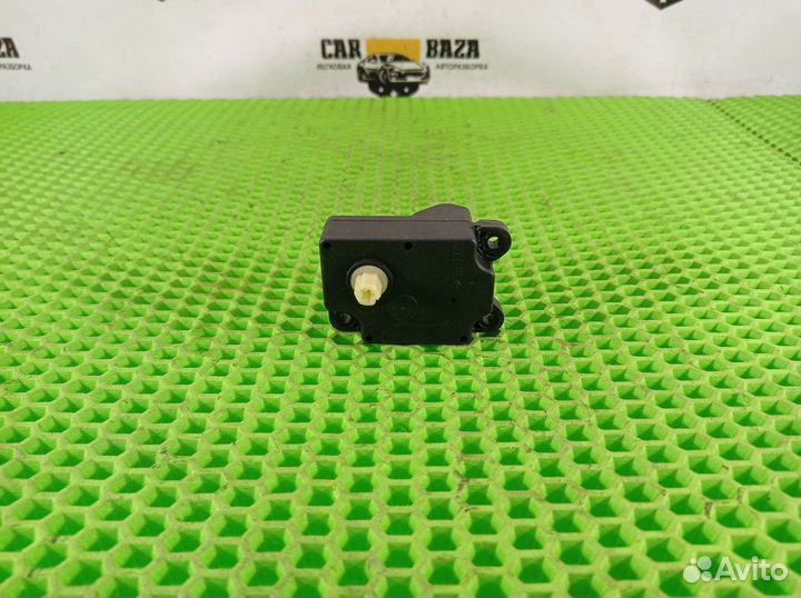 Моторчик привода заслонок отопителя