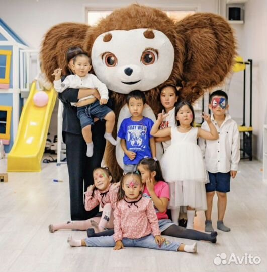 Поздравление от Чебурашки