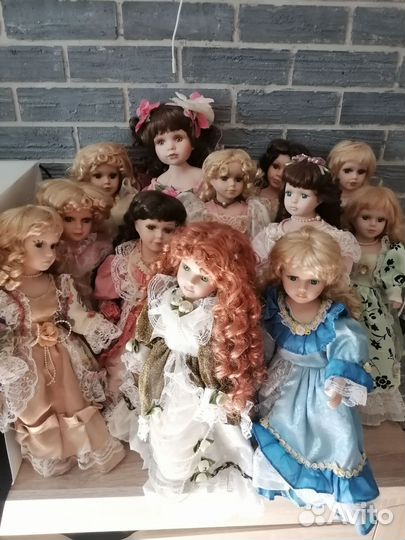 Кукла фарфоровая интерьерная