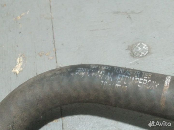 Патрубок системы охлаждения Volkswagen Polo (Rus)