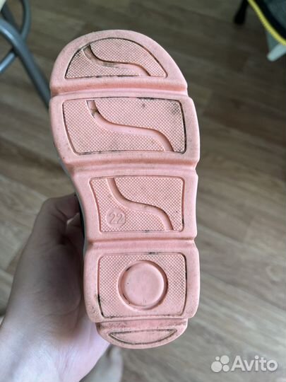 Ботинки на девочку