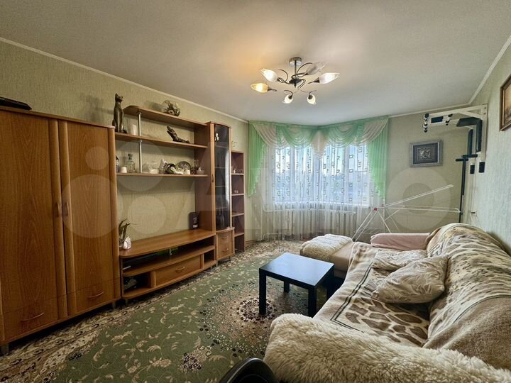 3-к. квартира, 80 м², 9/14 эт.