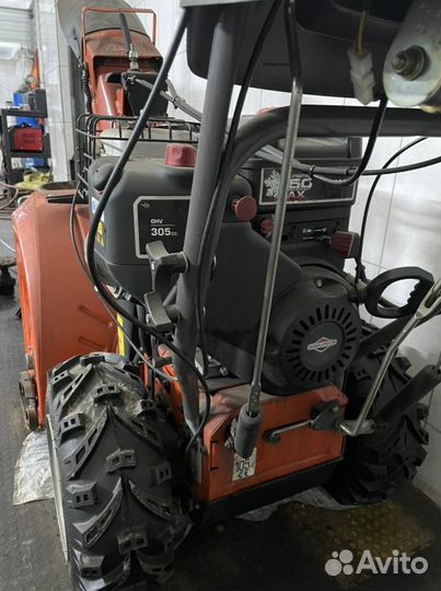 Снегоуборщик Husqvarna st268ep