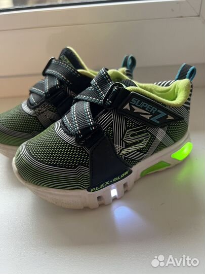 Кроссовки skechers 22