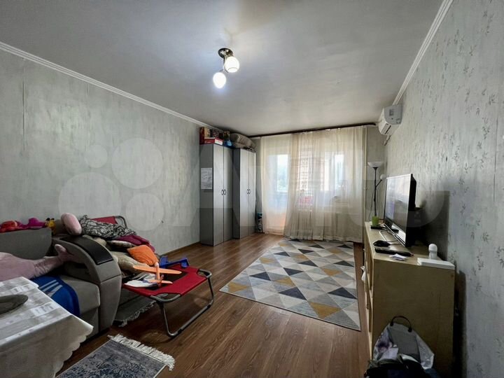 2-к. квартира, 65 м², 1/9 эт.