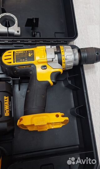 Аккумуляторная ударная дрель dewalt DC927