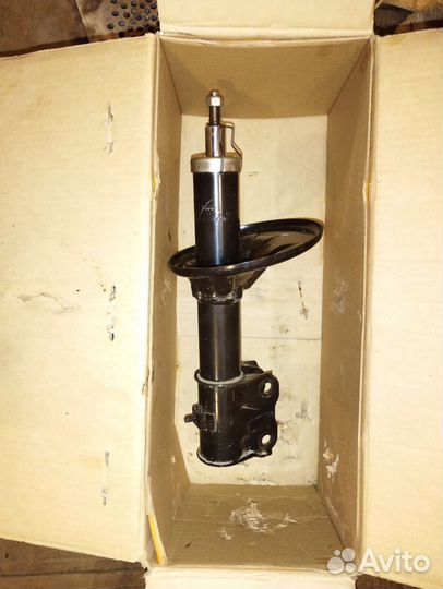 Амортизатор Mitsubishi lancer 9