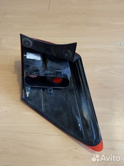 Фонарь задний левый ниссан кашкай j10