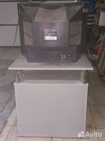 Телевизор с тумбой