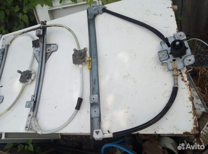 Стеклоподьемники