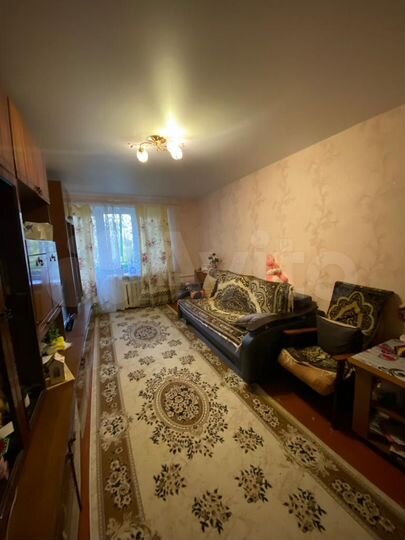 3-к. квартира, 60 м², 5/5 эт.