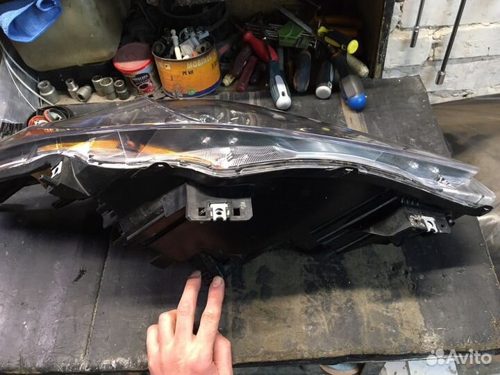 Фара на Mazda 3 BL, галоген