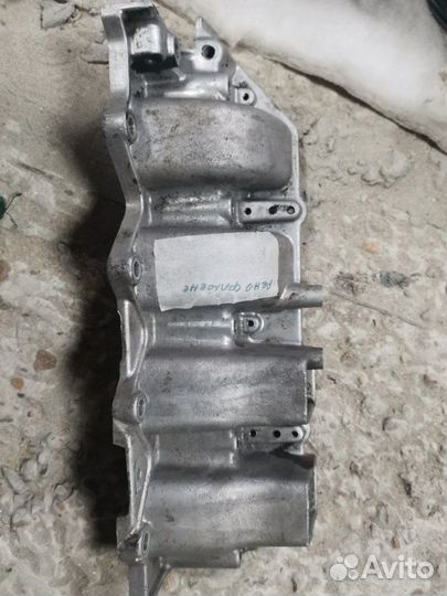 Коллектор впускной Renault Fluence 1 седан K4M 838