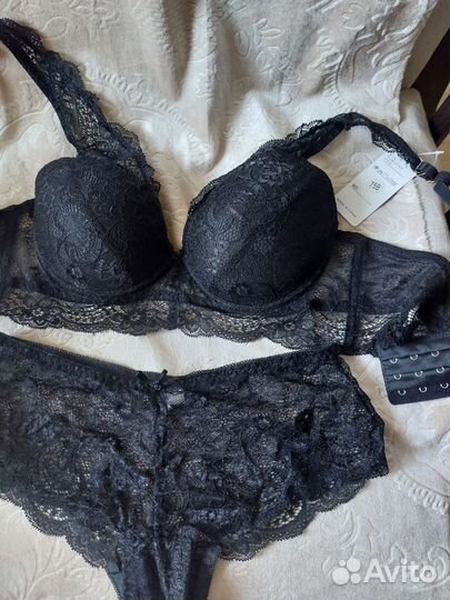 Комплект нижнего белья новый