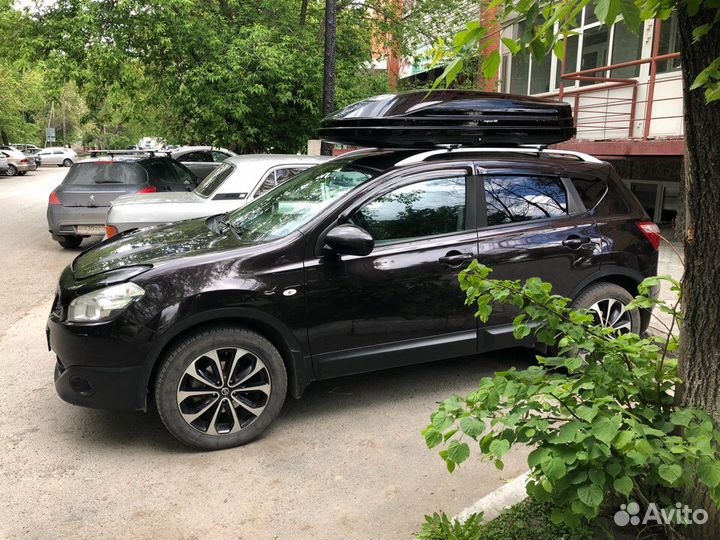 Автобокс багажник на крышу Nissan Qashqai
