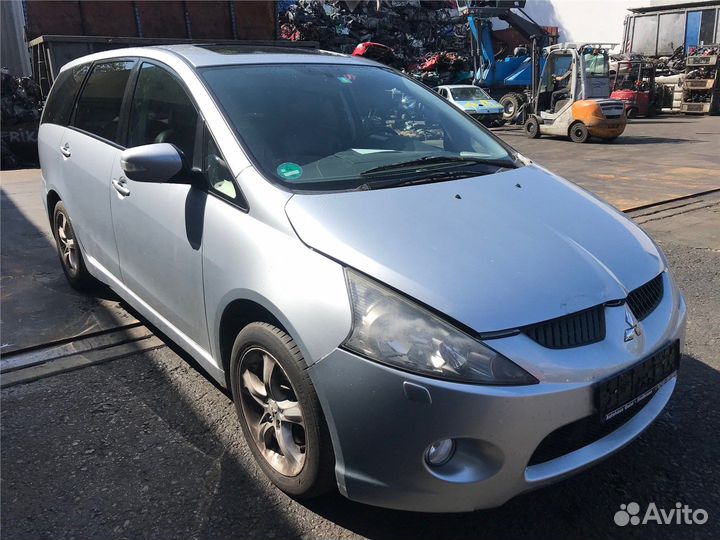 Разбор на запчасти Mitsubishi Grandis