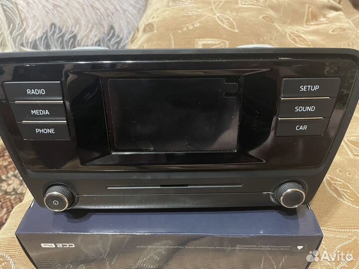 Штатная магнитола на skoda octavia a7