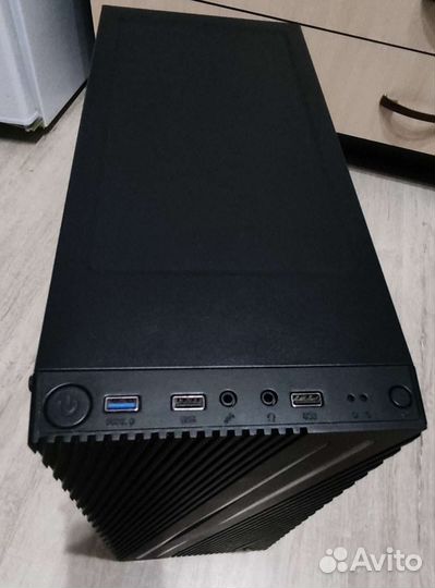Корпус AeroCool Streak accm-PV19012.11 черный