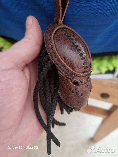 Брелок-маска