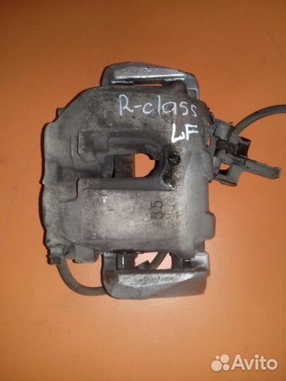 Суппорт тормозной передний на Mercedes ML GL R