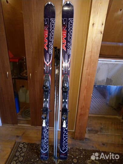 Комплект горнолыжного инвентаря