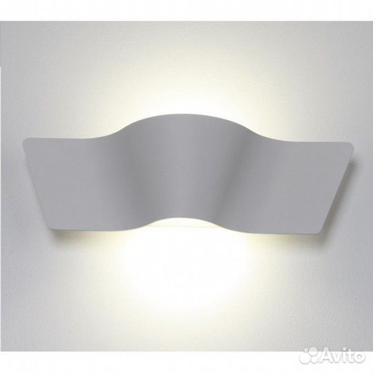 Настенный светильник бра