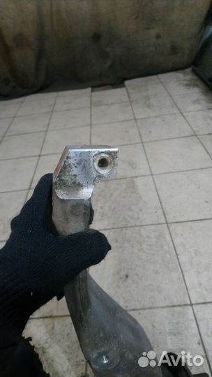 Кулак передний LH RH Range Rover 2013 - 2021 L405